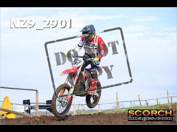 Thur06Nov-006