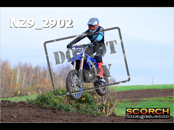 Thur06Nov-007