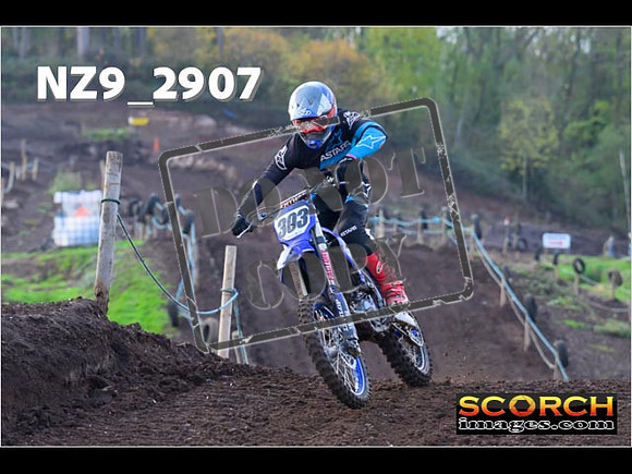 Thur06Nov-012