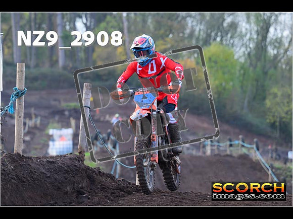 Thur06Nov-013