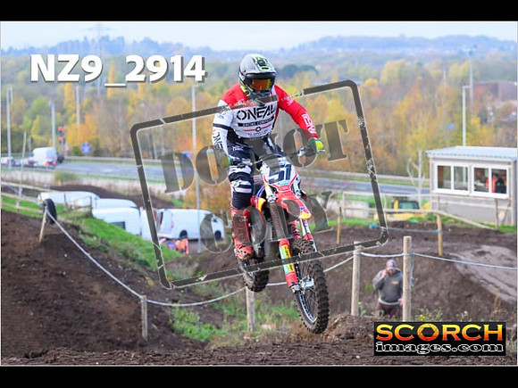 Thur06Nov-018