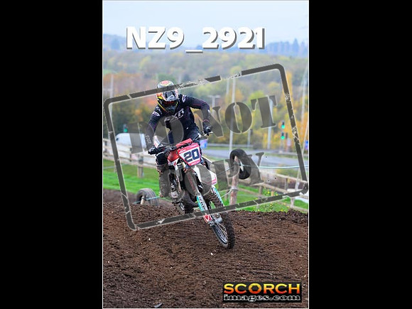 Thur06Nov-024