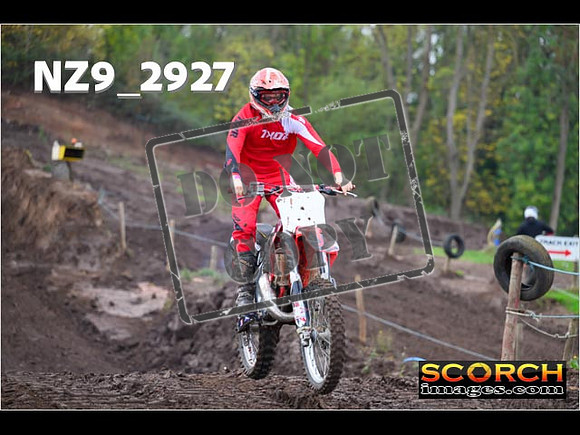 Thur06Nov-030