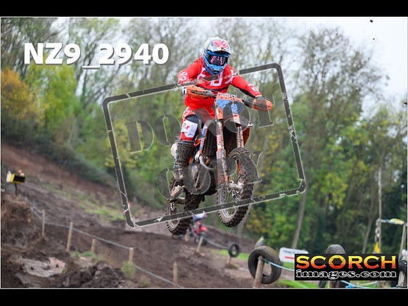 Thur06Nov-042