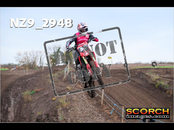 Thur06Nov-049