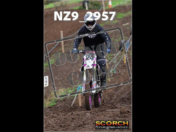 Thur06Nov-058