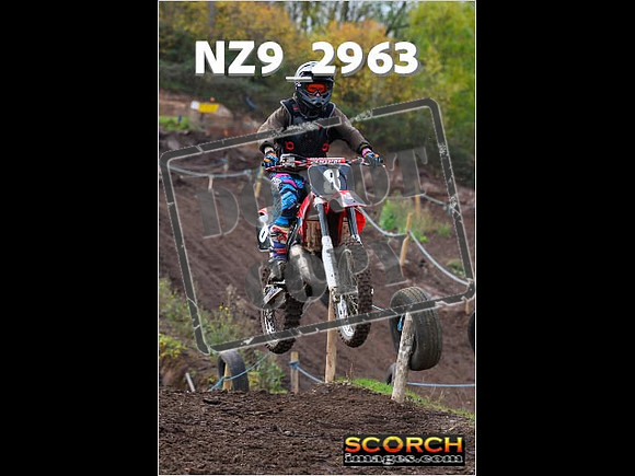 Thur06Nov-064