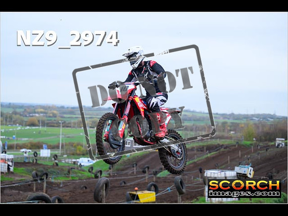 Thur06Nov-074
