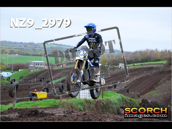 Thur06Nov-078