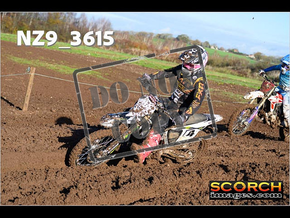 Experts-073