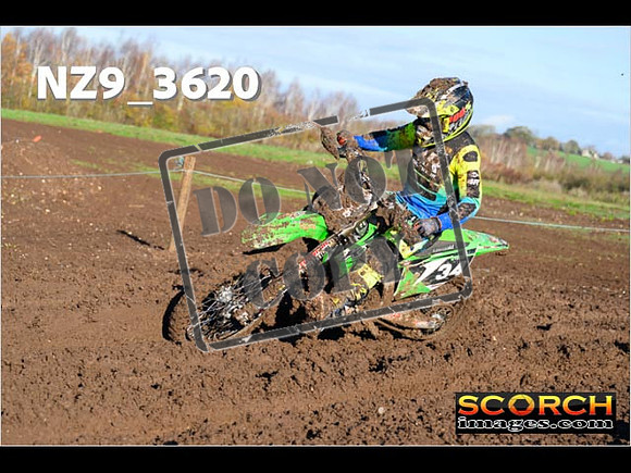 Experts-076