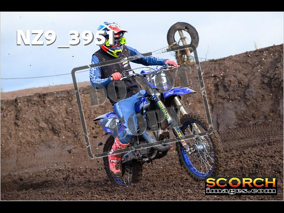 Experts-109