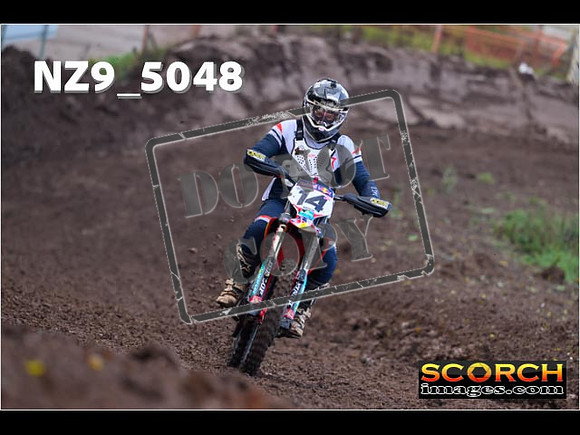Experts-020