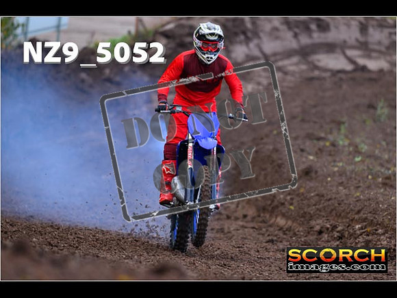 Experts-024