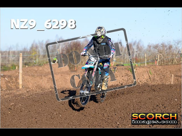 Thur20Nov-095