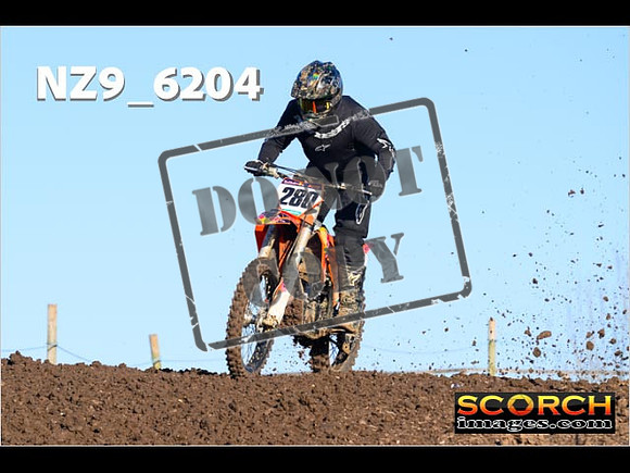 Thur20Nov-006