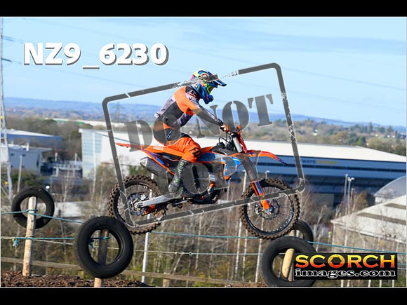 Thur20Nov-032