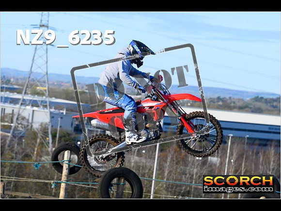 Thur20Nov-037