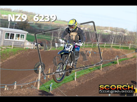 Thur20Nov-041