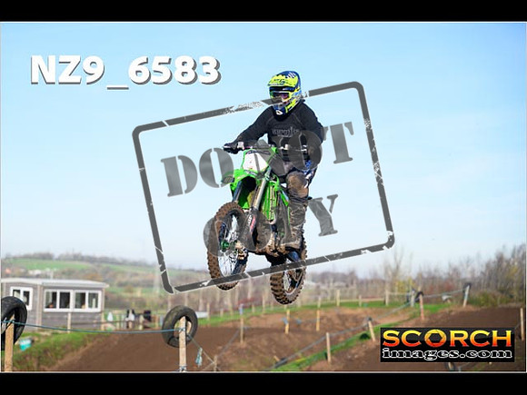 Fri21Nov-004