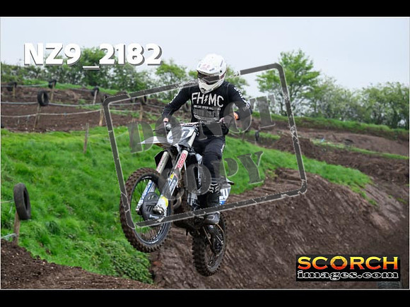 Thur 02 May-065