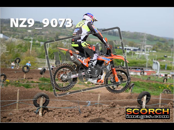 Experts-121