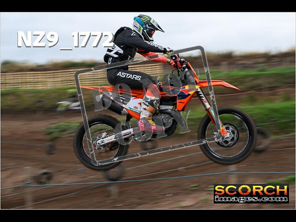 Inters Green-128