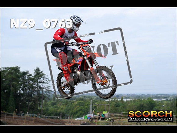 Experts-120