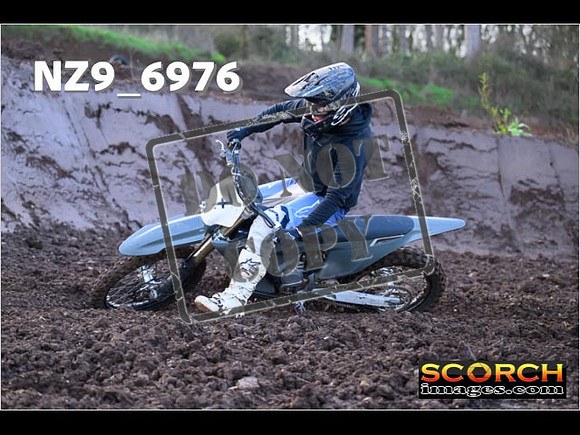 Experts-089