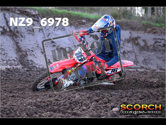 Experts-091