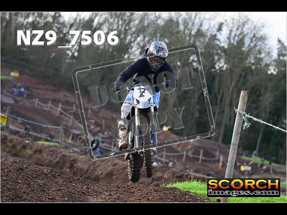 Experts-143