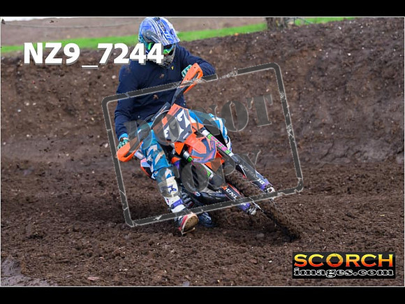 Inters GreenOrange-038
