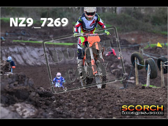 Inters GreenOrange-063