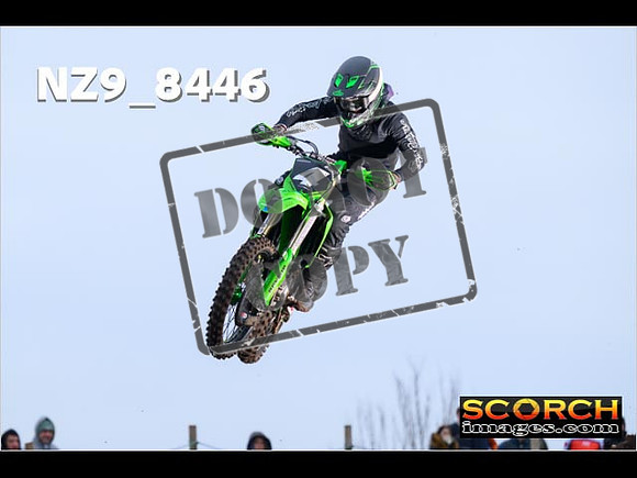 Experts-027