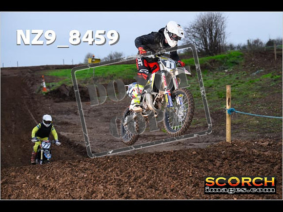 Experts-040
