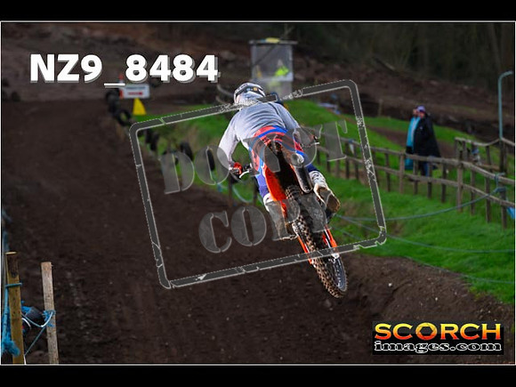 Experts-065
