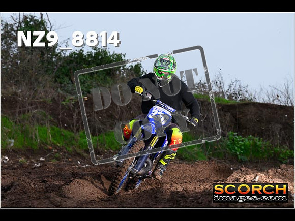 Experts-080