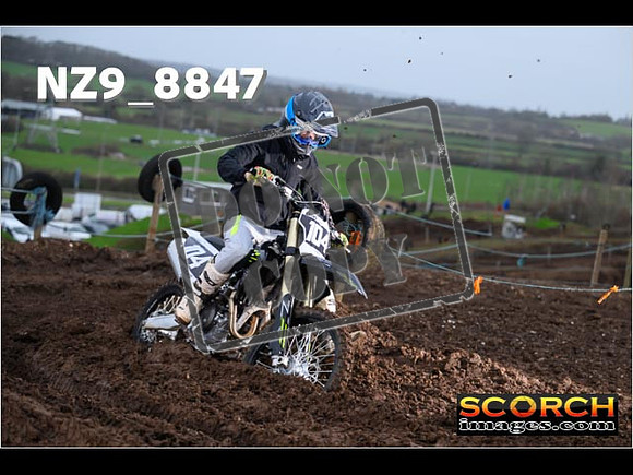 Experts-112