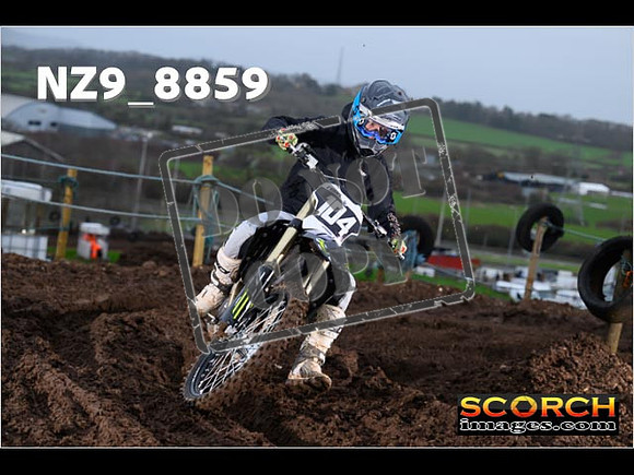 Experts-124