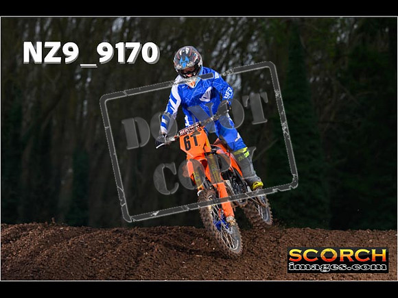 Experts-142