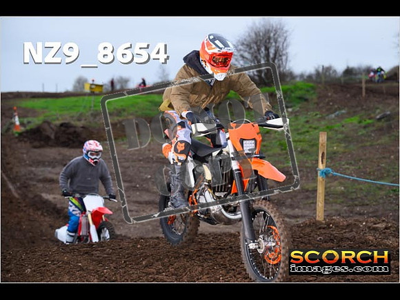 Inters GreenOrange-025