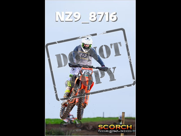 Inters GreenOrange-084