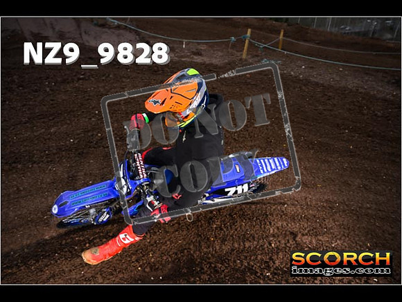 IntersGreenOrange-028