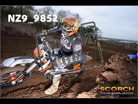 IntersGreenOrange-052