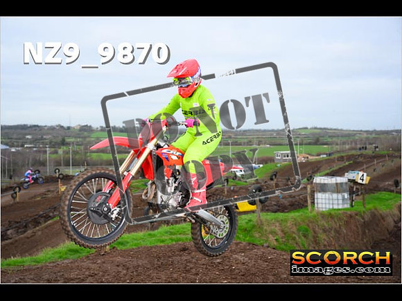 IntersGreenOrange-068