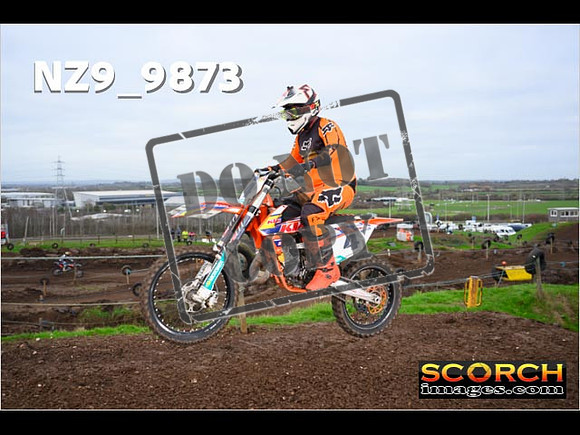 IntersGreenOrange-071