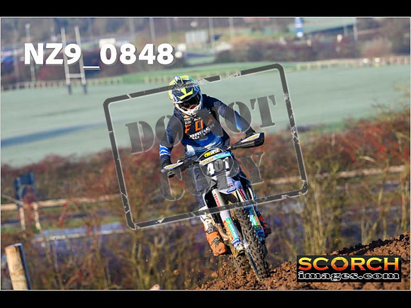 Experts-017