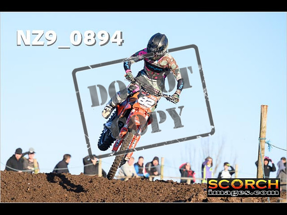 Experts-062