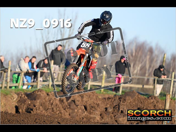 Experts-084