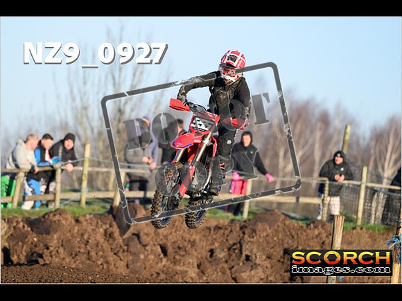 Experts-095